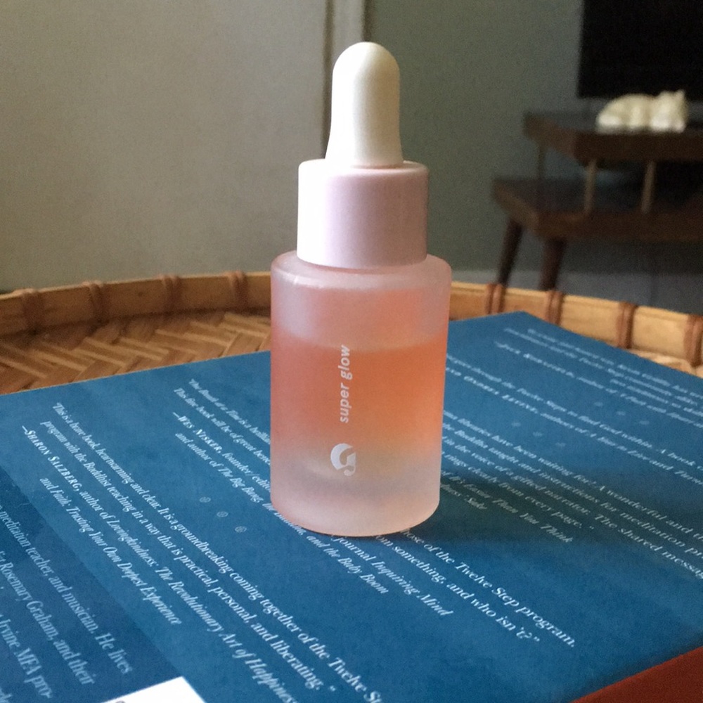 Glossier super glow